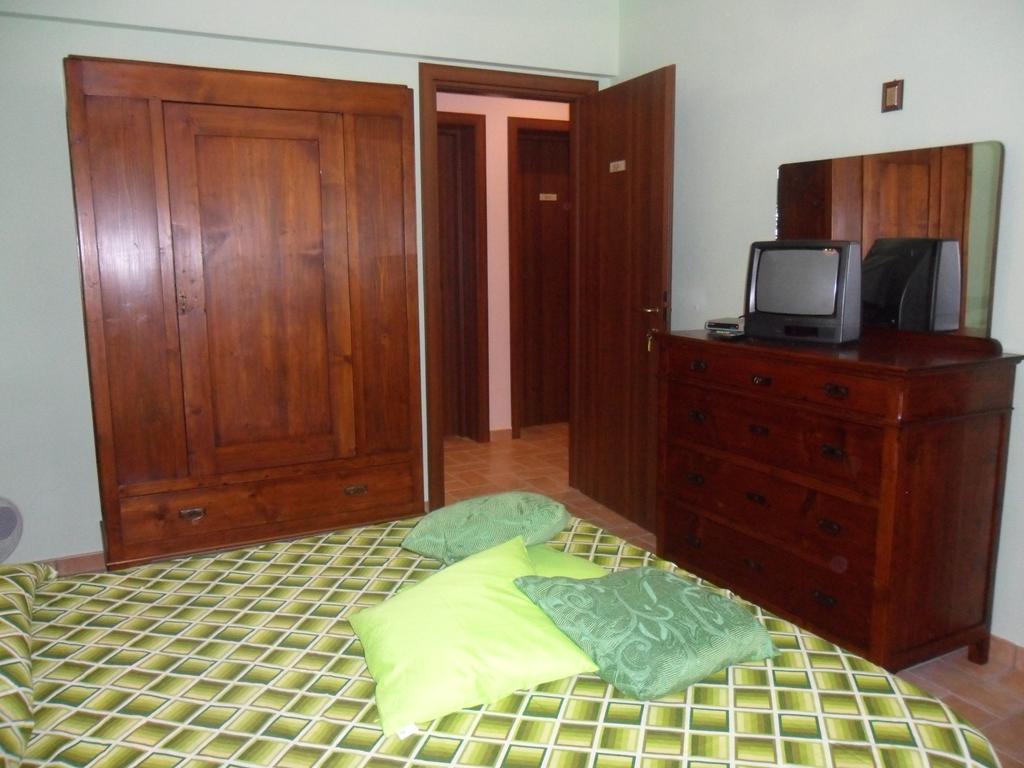 Agriturismo Poponi Villa Todi Bilik gambar