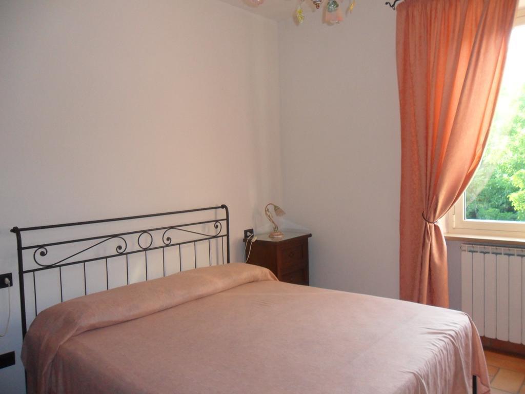 Agriturismo Poponi Villa Todi Bilik gambar