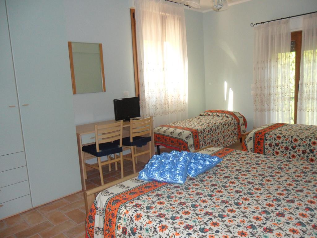 Agriturismo Poponi Villa Todi Bilik gambar