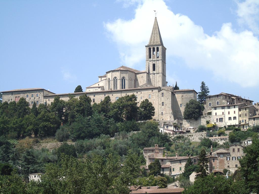 Agriturismo Poponi Villa Todi Luaran gambar