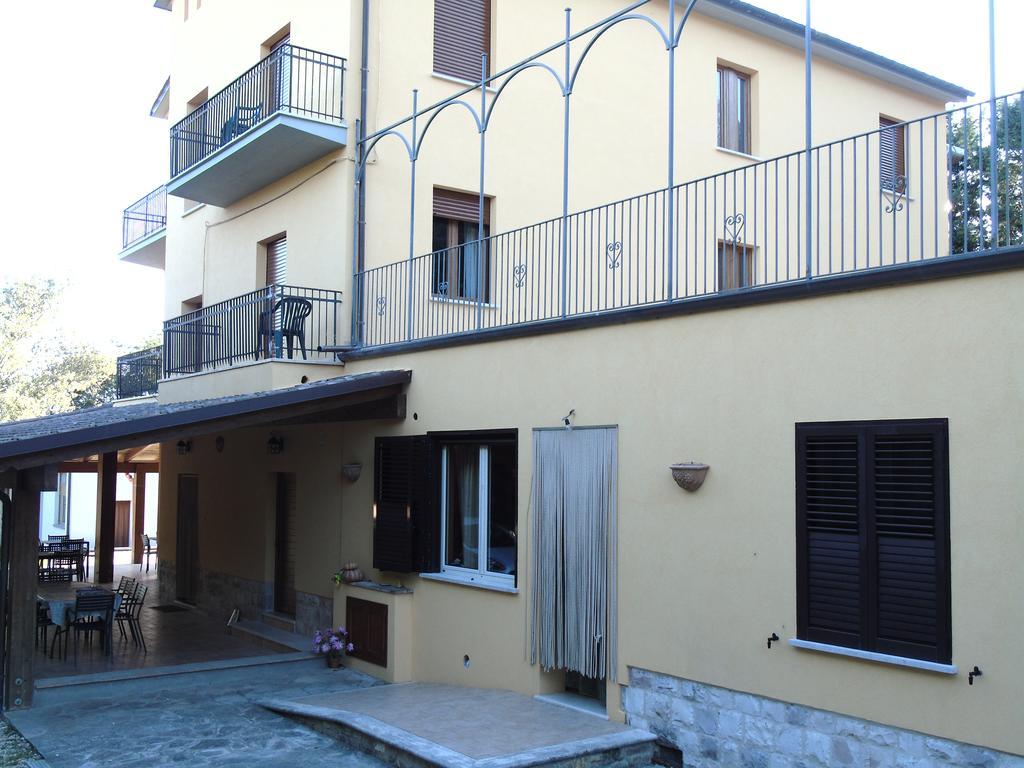 Agriturismo Poponi Villa Todi Luaran gambar